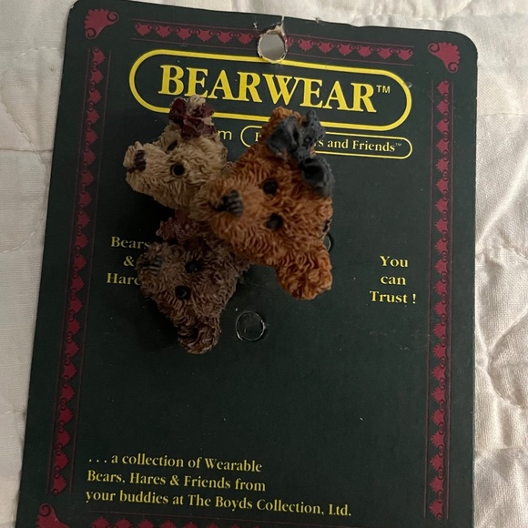 Vintage Boyds Bears & Friends Bearwear Brooch - Picture 1 of 5